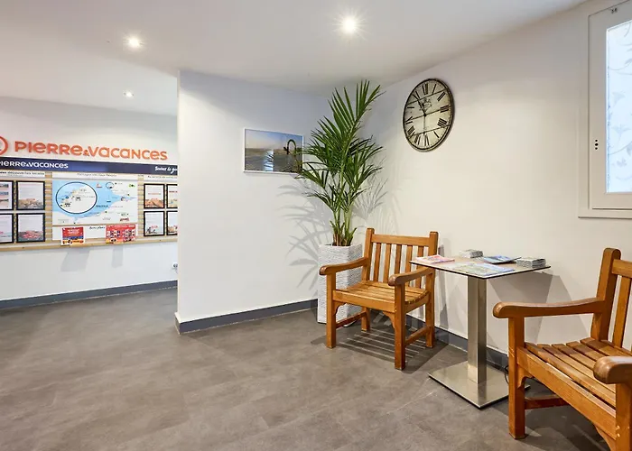 Pierre&Vacances Les EmbrunsHotel Deauville